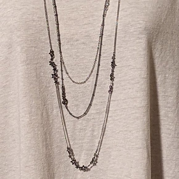 Simply Vera Wang 3-Layer Necklace with Stars NWT - Picture 1 of 12